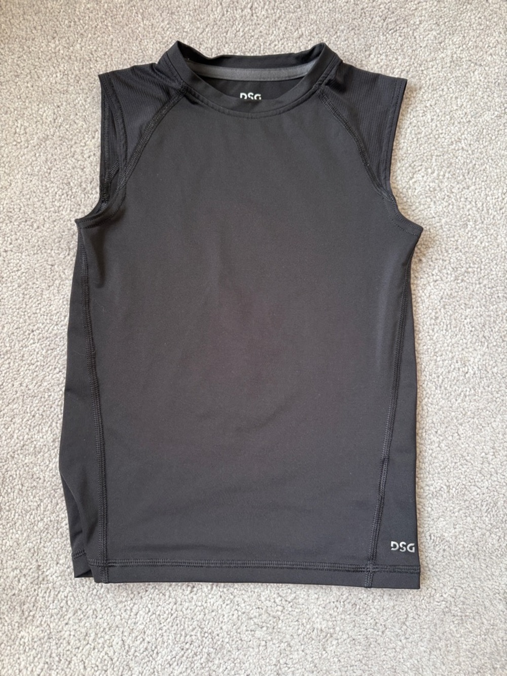 DSG Youth Compression Set - Picture 4 of 7